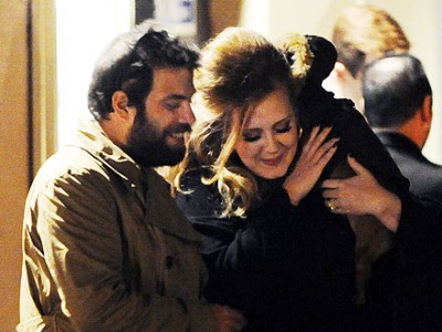 Adele denies reports of boyfriend Simon Konecki being married