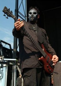 Slipknot Bassist Dead - Paul Gray Dies at 38, Paul Gray Photos - UK ...